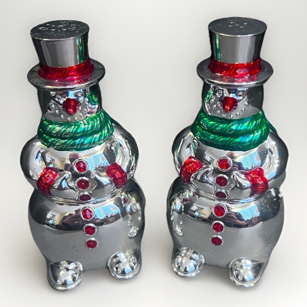 International Silver Co Holiday‎ Cheer Red Green Snowmen Salt & Pepper Shakers